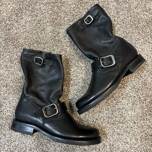 Frye Veronica Short Engineer Boots – Black Leather, Women’s 6.5
